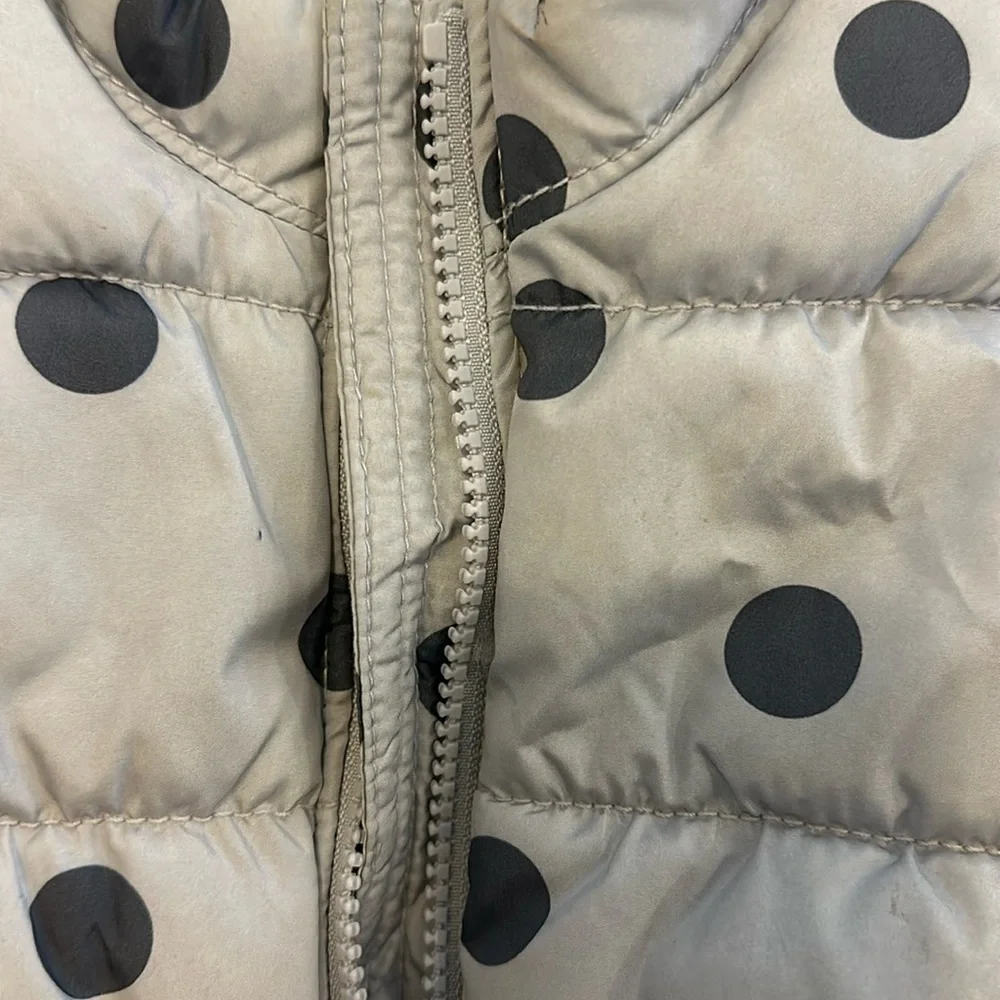 Old Navy Kids Gray Polka Dot Puffer Vest Size 3T